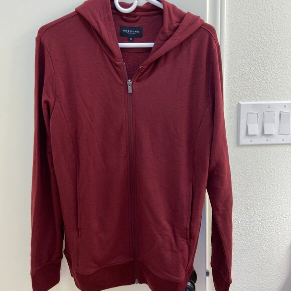 Unbound compact travel hoodie, M, Oxblood, merino wool - Picture 1 of 4